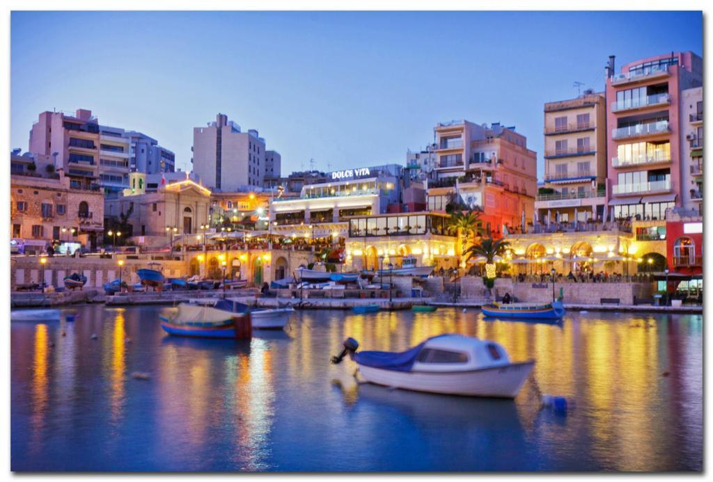 Perfect Location, Modern 2Br Apartment Sliema Exterior foto